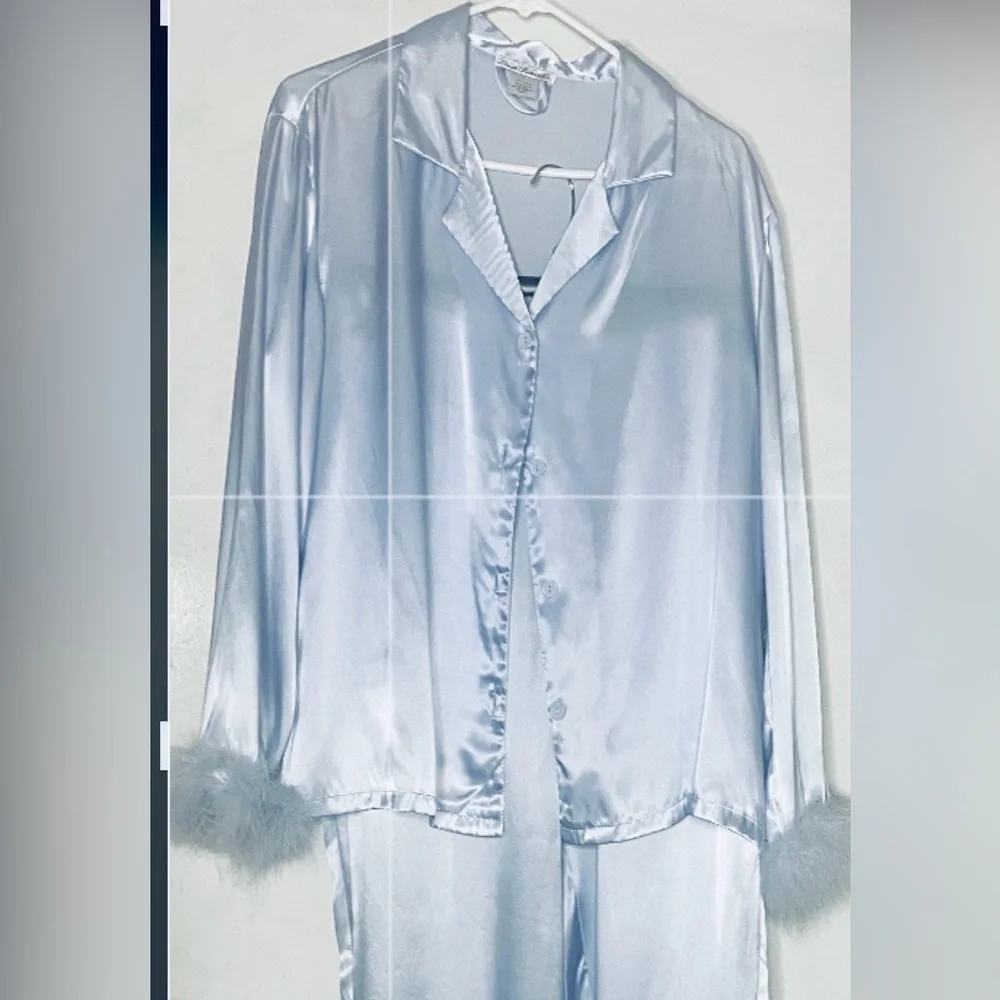 Luxury Linea Donatella Marabou Feather Trim Silver blue Pajama Set XL (NWOT)